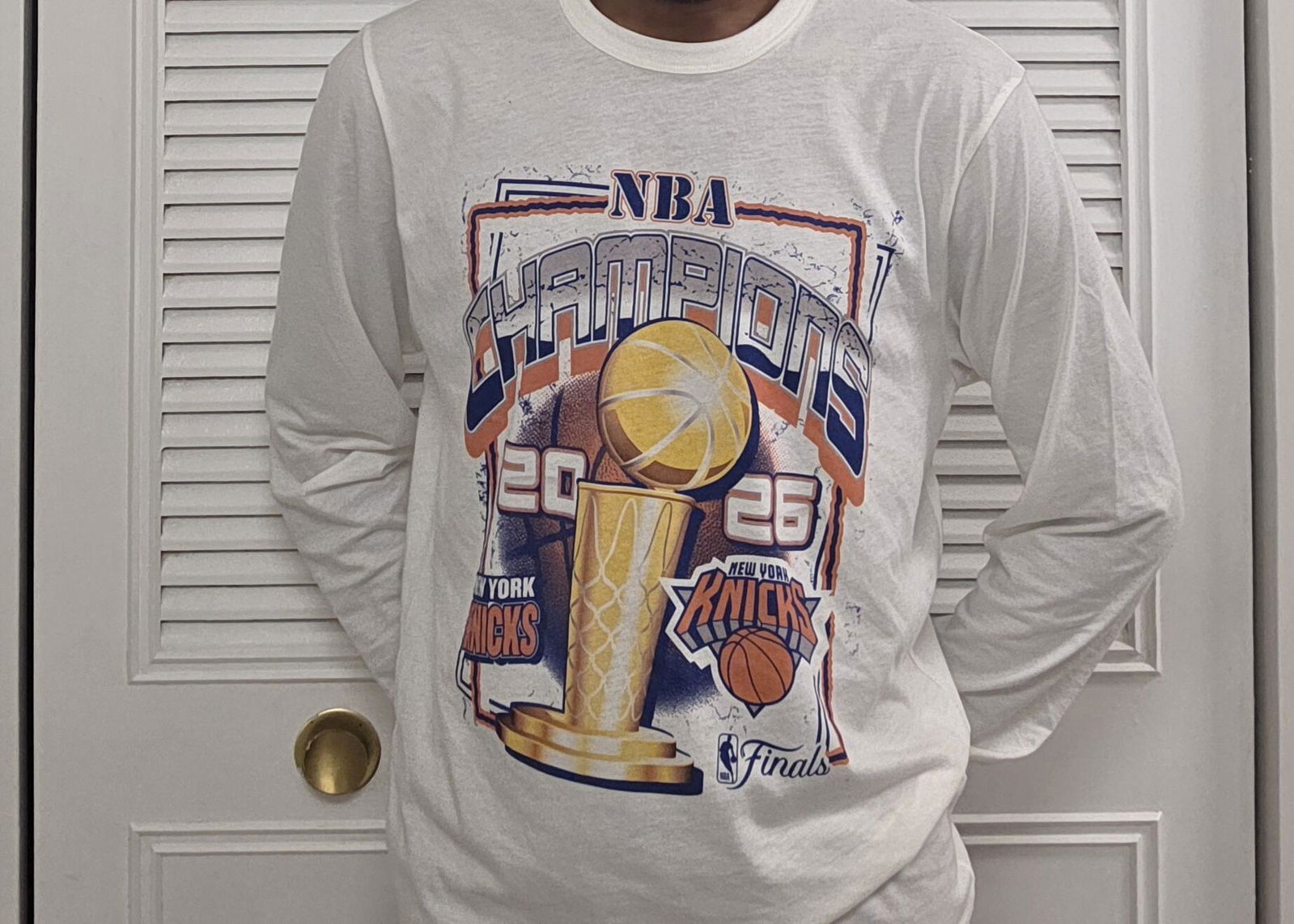 NEW YORK KNICKS 2026 NBA CHAMPIONS '47 FRANKLIN LONG SLEEVE TEE