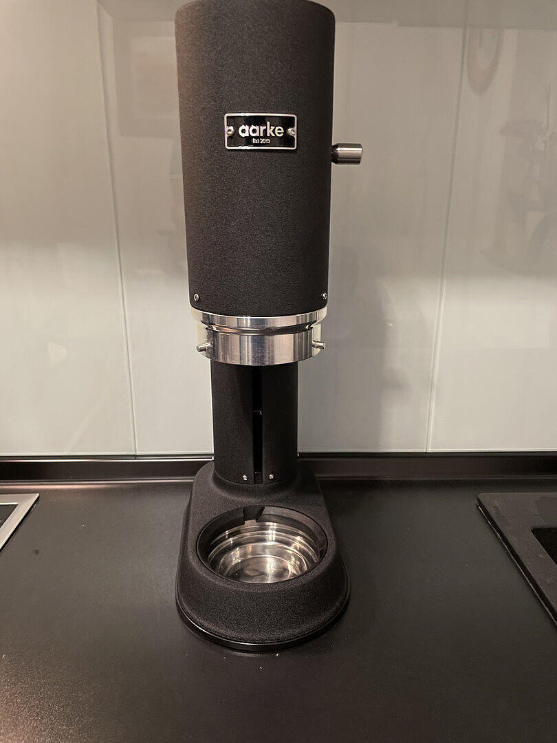 Aarke Carbonator Pro Sand - Sparkling Water Maker