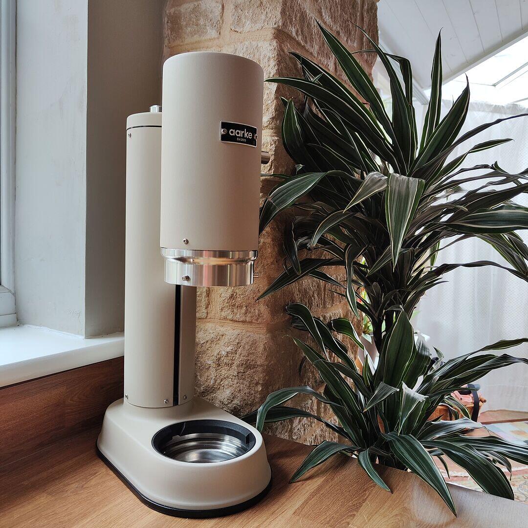 Aarke Carbonator Pro Sand - Sparkling Water Maker
