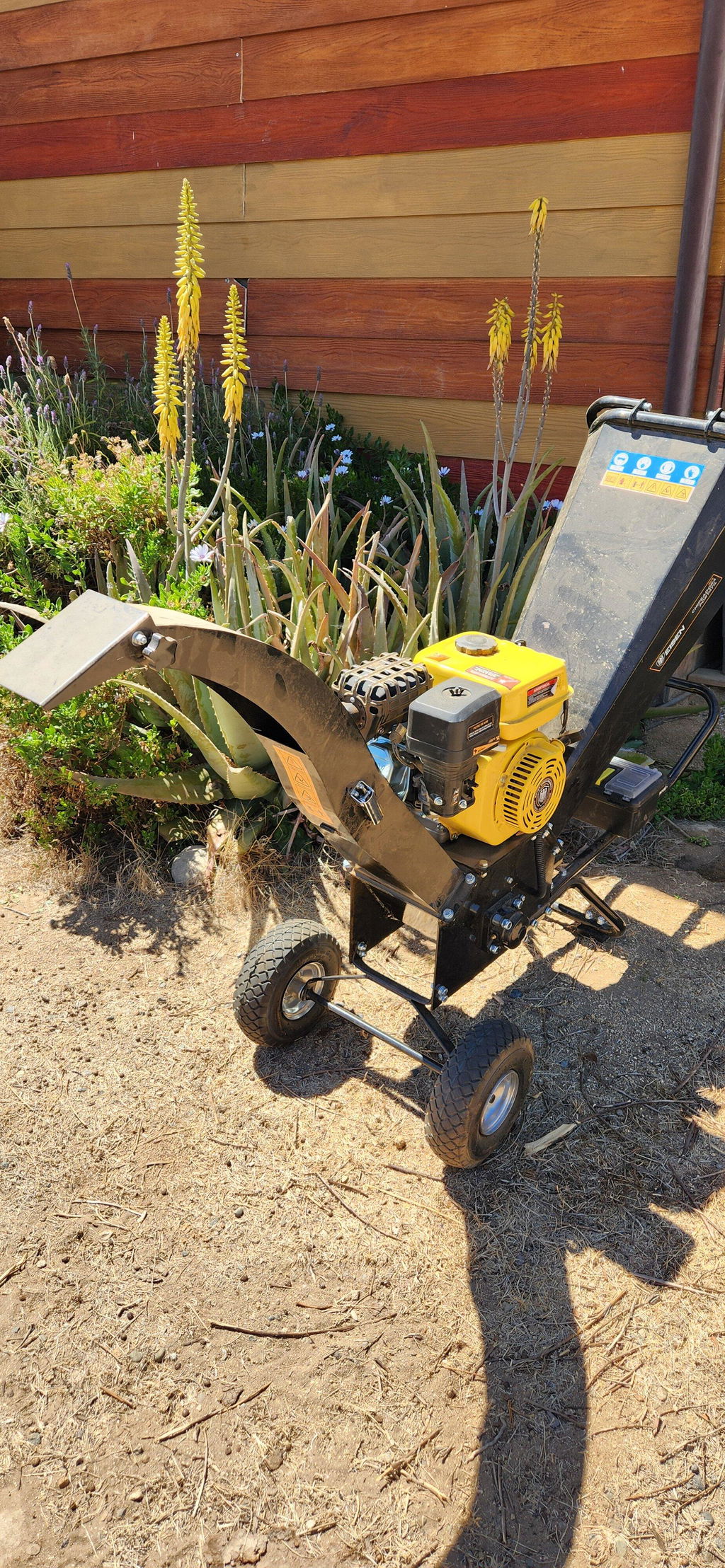 Chipeadora Compacta - 7hp 208cc 2.8 Pulgadas - Eisen