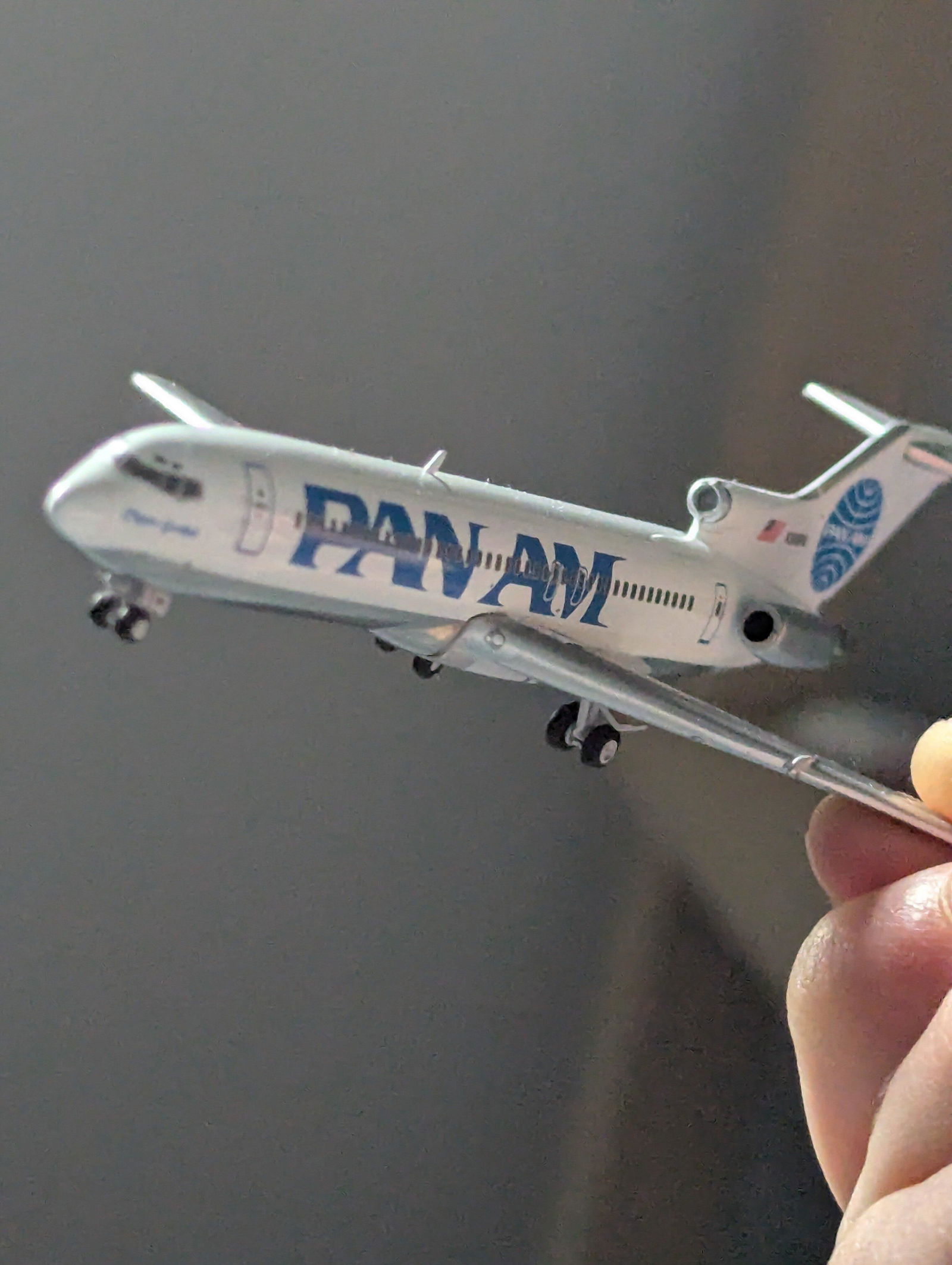 AviationTag Niger Airlines Boeing 737-200 - 5U-BA White – Aircraft