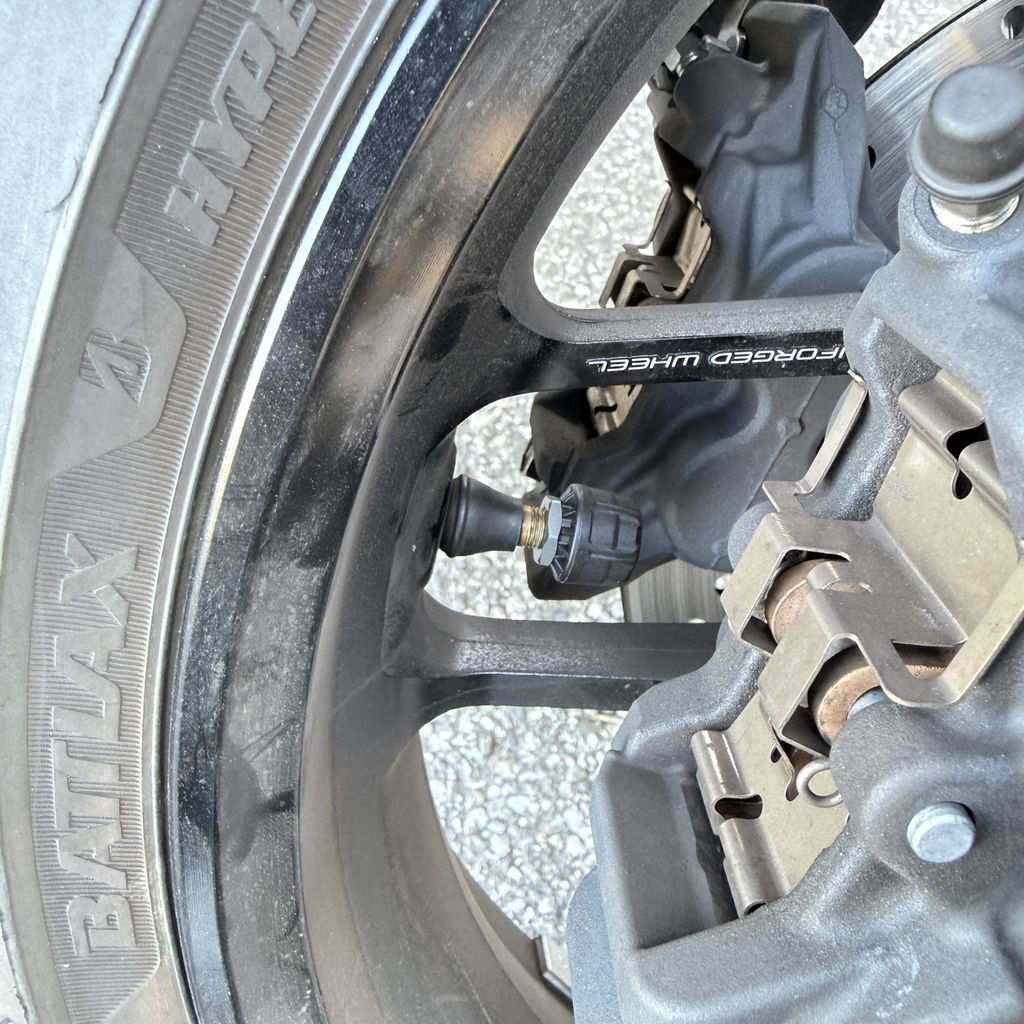 外付け式 バイクタイヤ専用空気圧センサー MFP0019 AIO-5 Lite