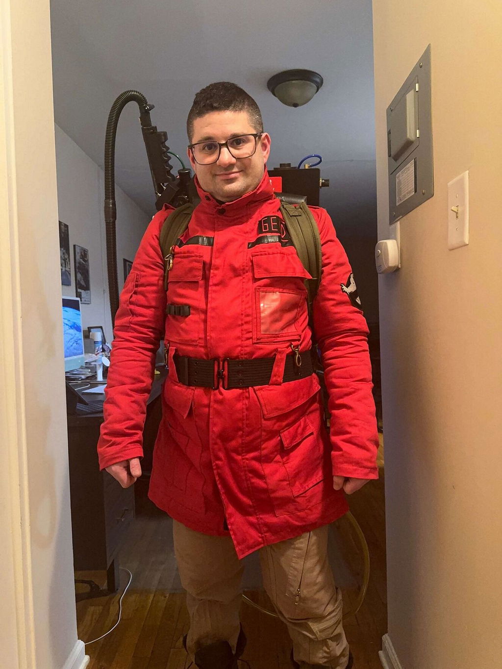 Ghostbusters Frozen Empire Paul Rudd Red Jacket