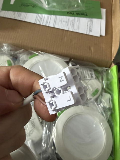 5W Iron LED Recessed Downlight 67-75mm Cutout 3CCT Dimmable IP65, Airtight Insulation Coverable, IC-Rated White Fame, 6 Pack