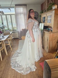 Romantic A-Line Wedding Dress with Floral Embroidery and Cap Sleeve