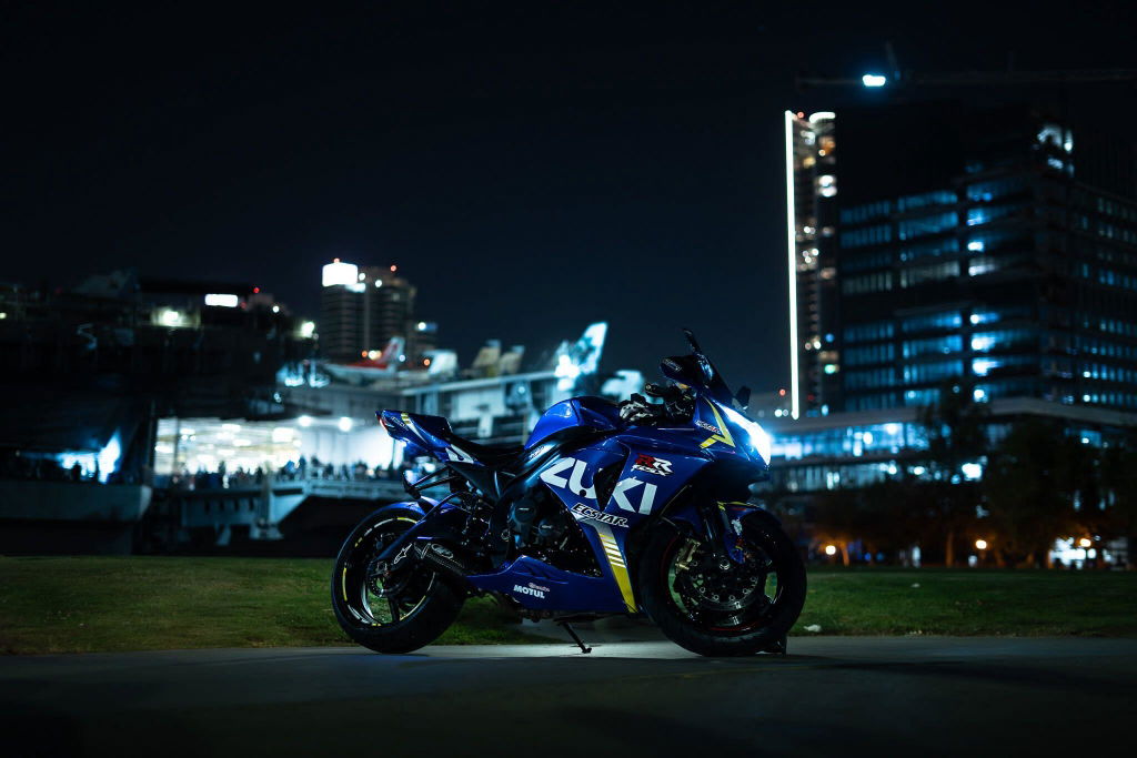Amotopart 2009-2016 K9 GSXR1000 Suzuki Blue&White Style5 Fairing Kit