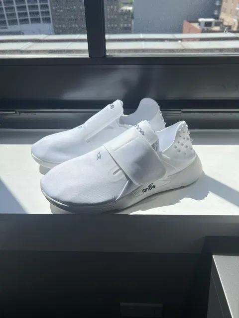 Ance Recovery Sneakers