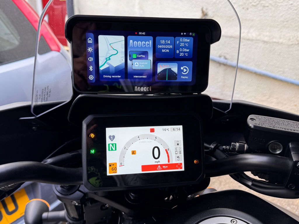 C6 Pro Motorcycle Dash Cam – Wireless CarPlay & TPMS | Aoocci