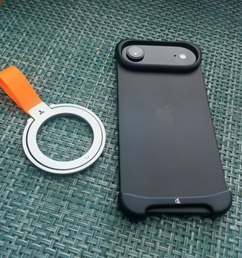 Arc Pulse x Lisa for iPhone 15 Pro Max