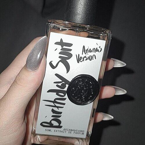 birthday suit extrait de parfum | niche fragrance
