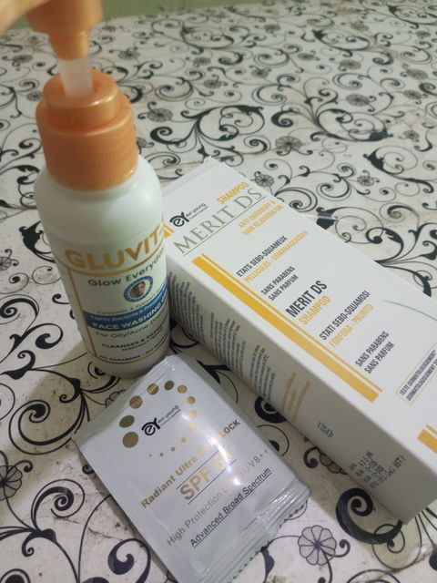 Gluvit-s Anti Acne Face Wash Gel 100ml