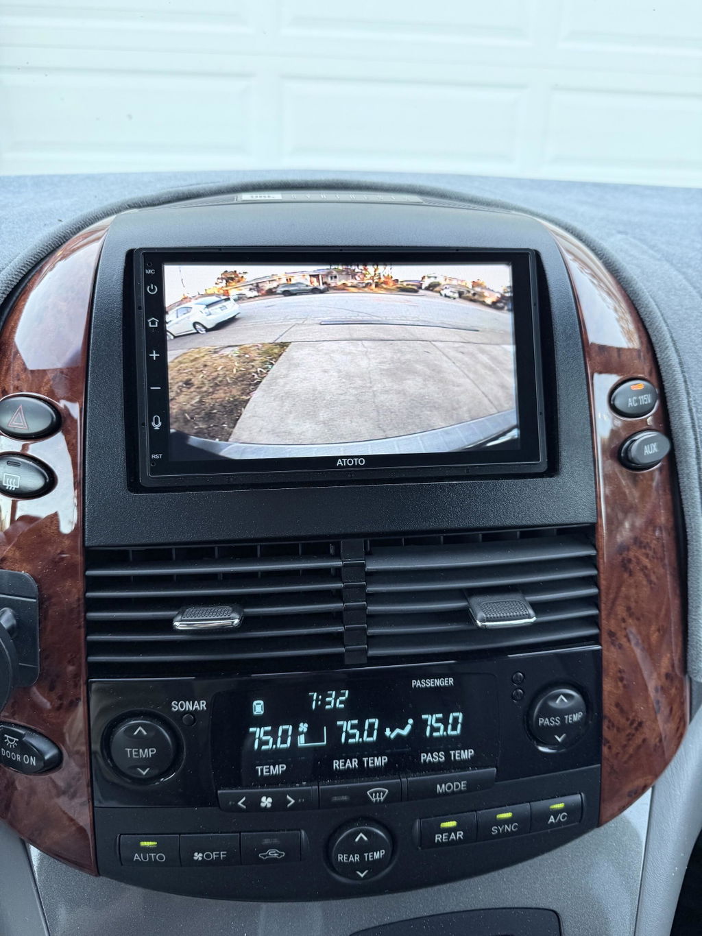 ATOTO S8G2B74MS 7" Double Din Car Stereo QLED Touchscreen, GPS Tracking, LRV, SCVC, 4G+32G