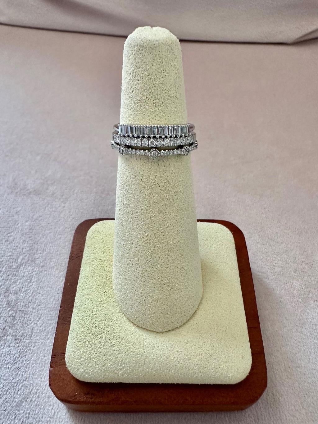 Full Eternity Diamond Dash and Dot Band 14K Gold T040