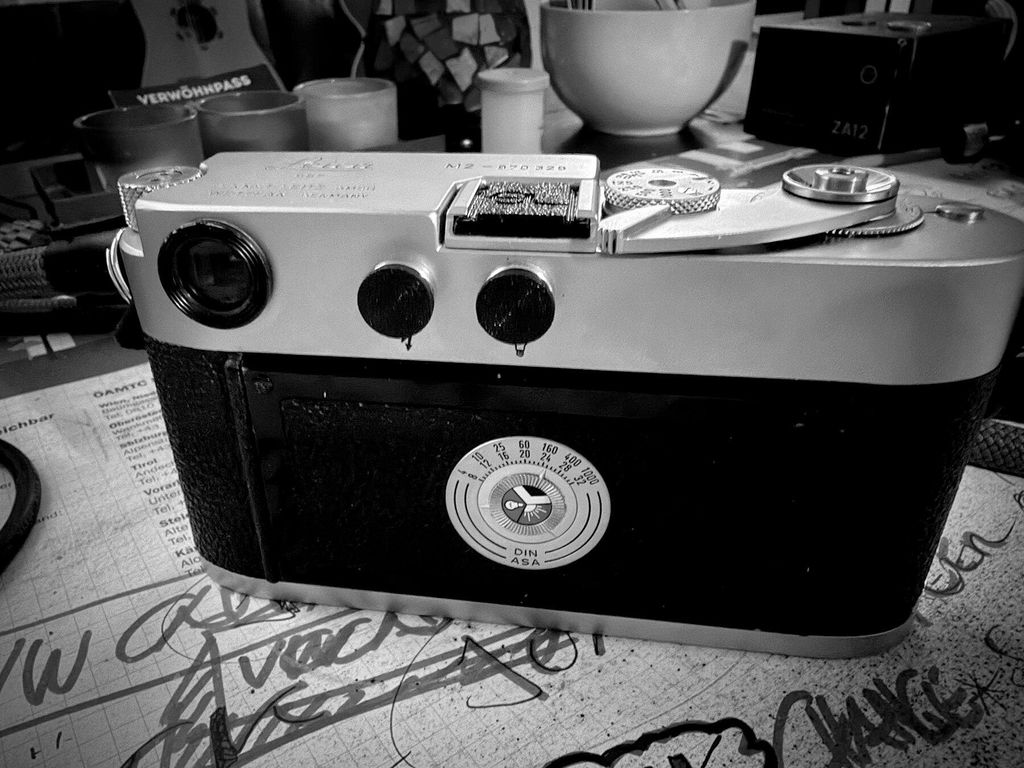 Abdeckkappe PC Blitzsynchronbuchse für Leica M1, M2, M3, MP (2er-Pack)