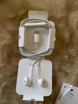 Customer photo for Apple EarPods Type-C review