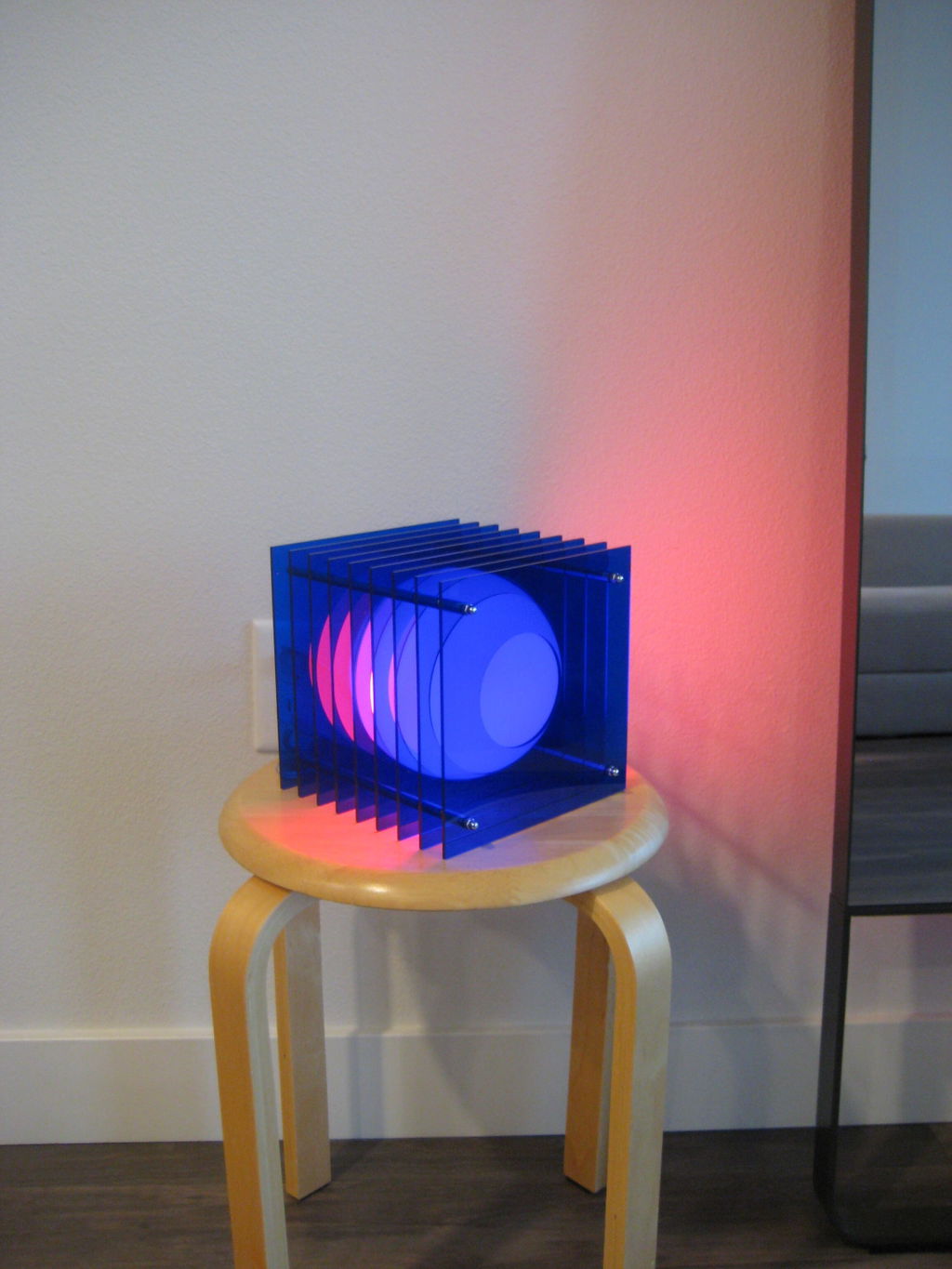Lớp small square in blue acrylic