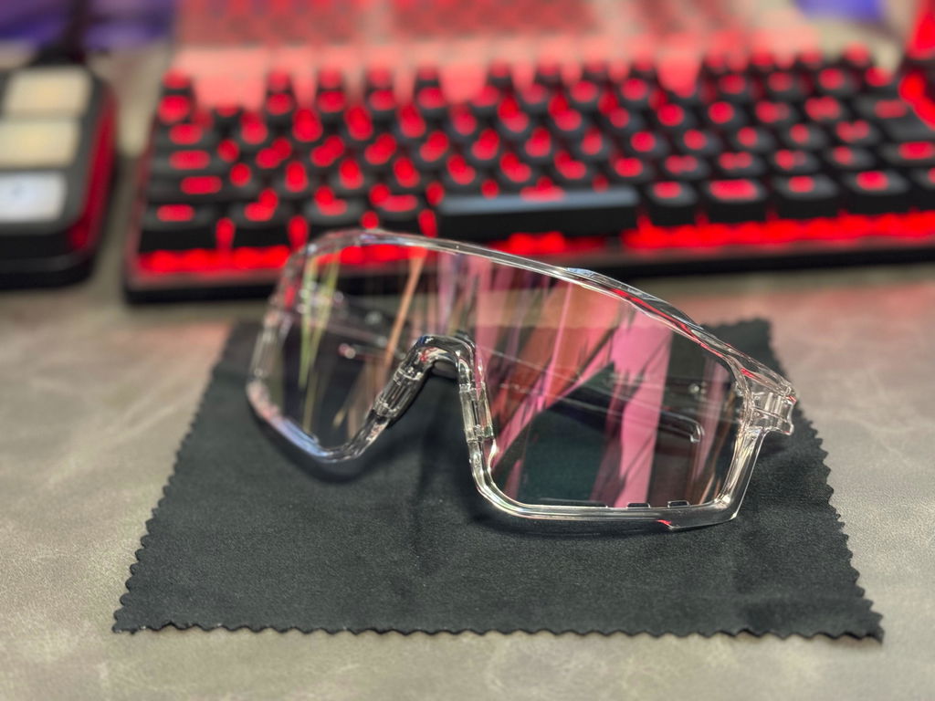 Libero【クリア】Pink Mirror Lens(紫外線調光)