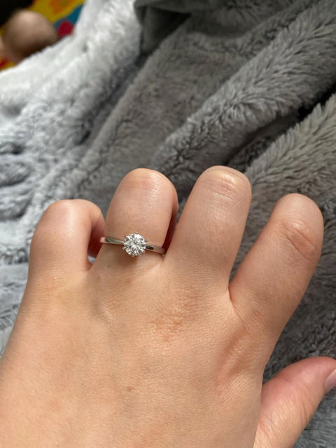 1.00CT Round Brilliant Diamond Solitaire Moissanite Engagement Ring