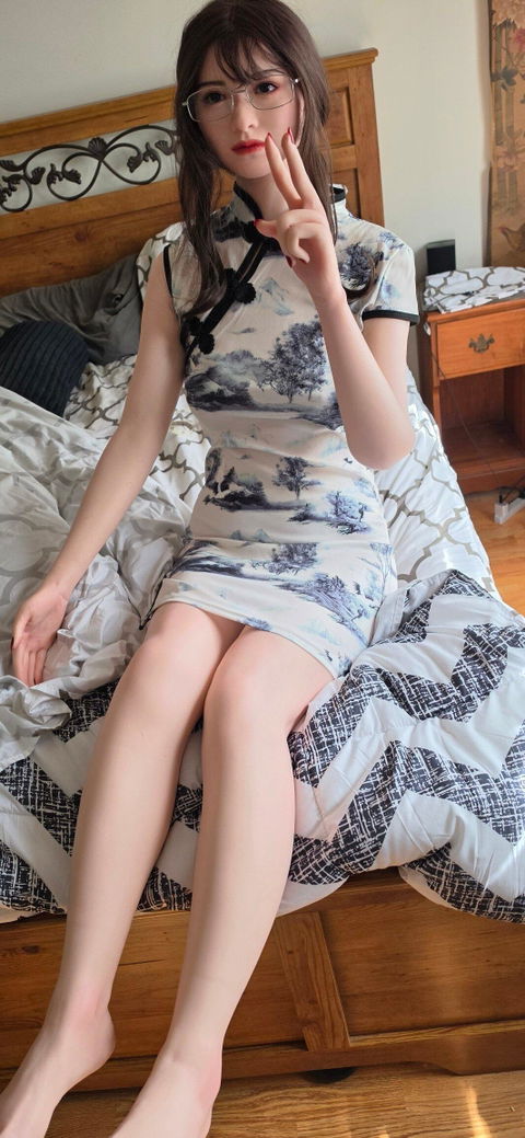 163cm/5ft4 C-cup Asian Tall Celebrity Silicone Lady Sex Doll – Josie Fair