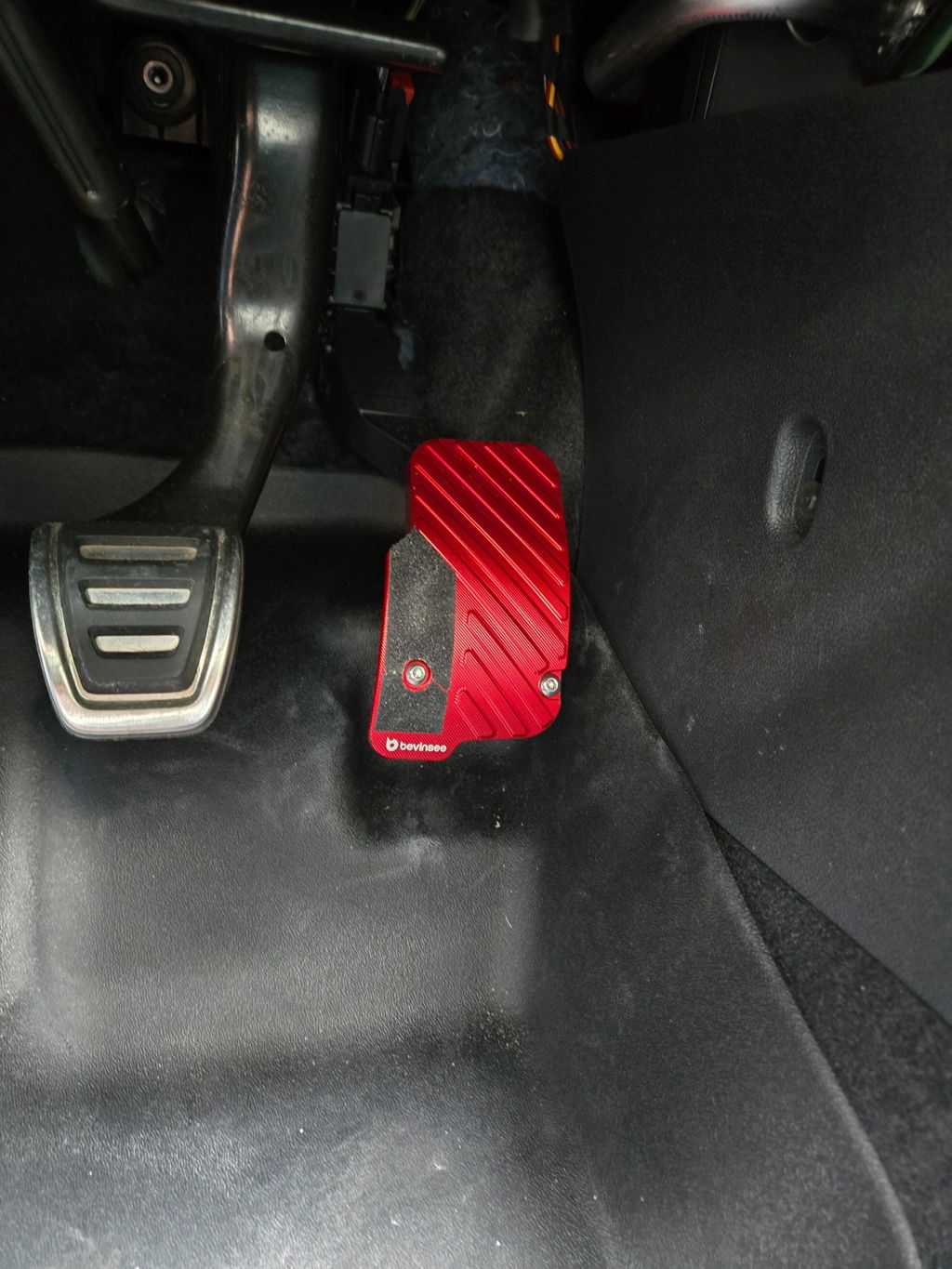 Aluminum Heel / Toe Accelerator Extension Pedal For VW MQB/MQB EVO Golf GTI MK7 MK8 Manual Transmission LHD