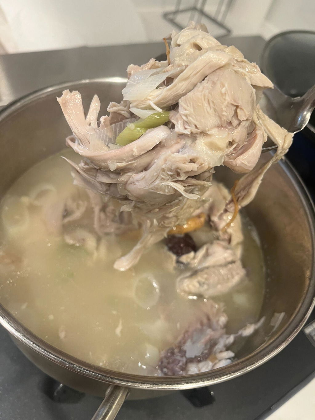滋養参鶏湯 자양삼계탕 (サムゲタン 1.3kg 2~3人前) 【無添加・高麗