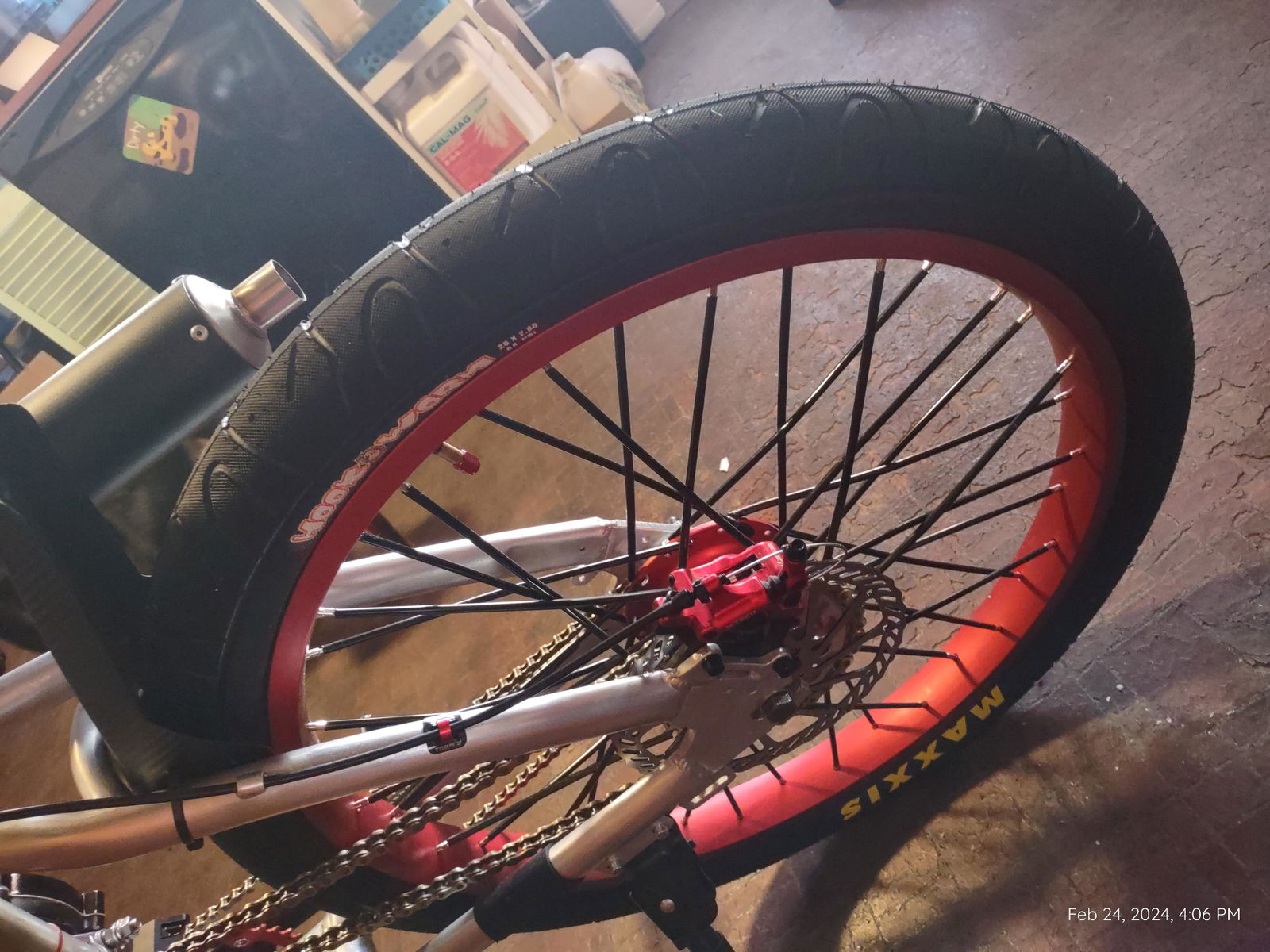Maxxis Hookworm 26 x 2.5 Inch