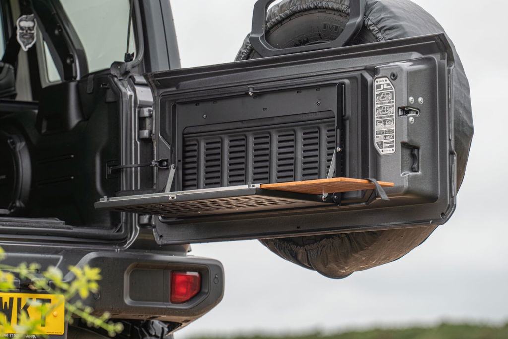 Drop Down Tailgate Table - JEEP Wrangler