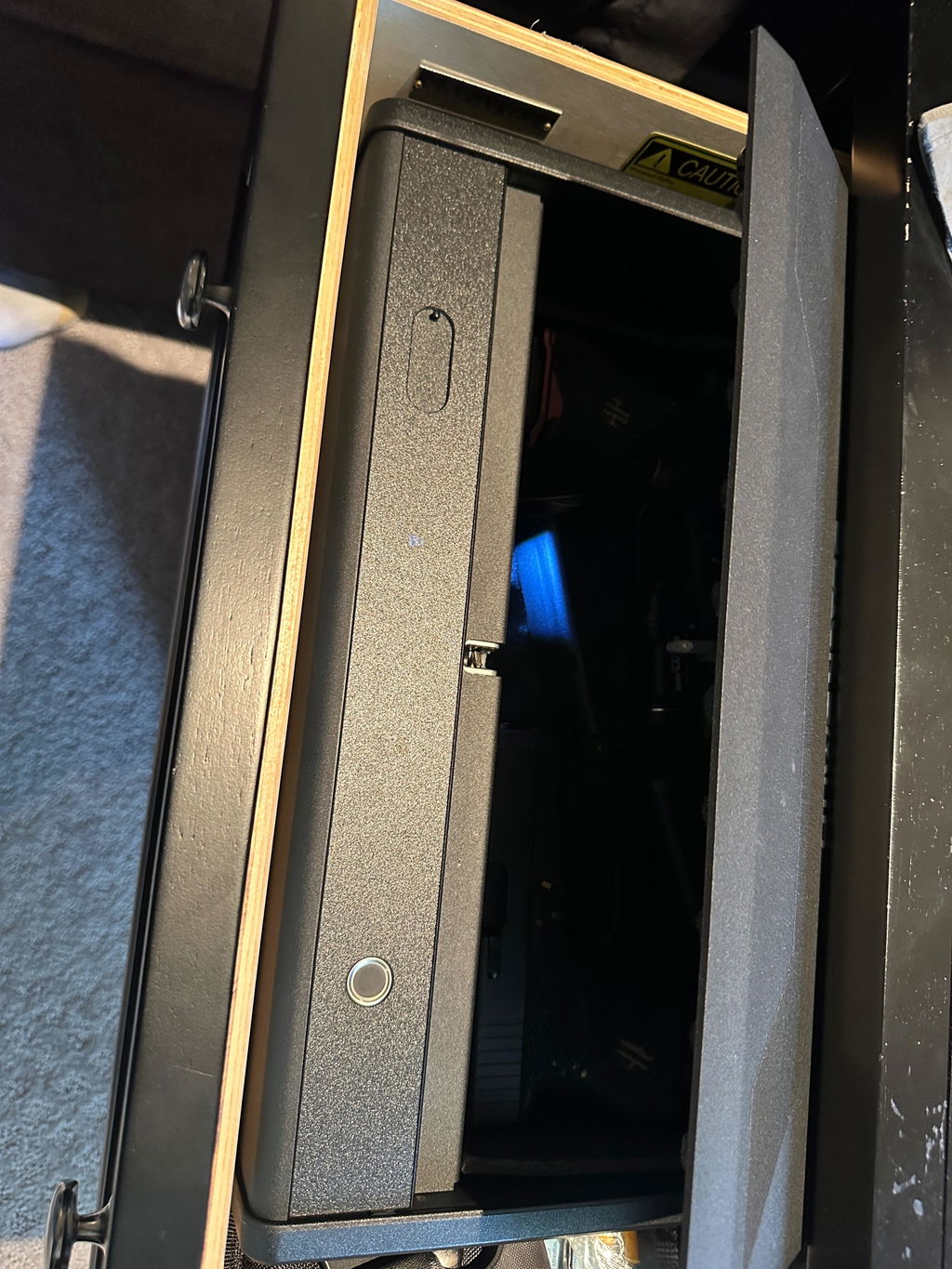 SF0201 Max Pistols Safe, 3 Gun Box Fingerprints APP