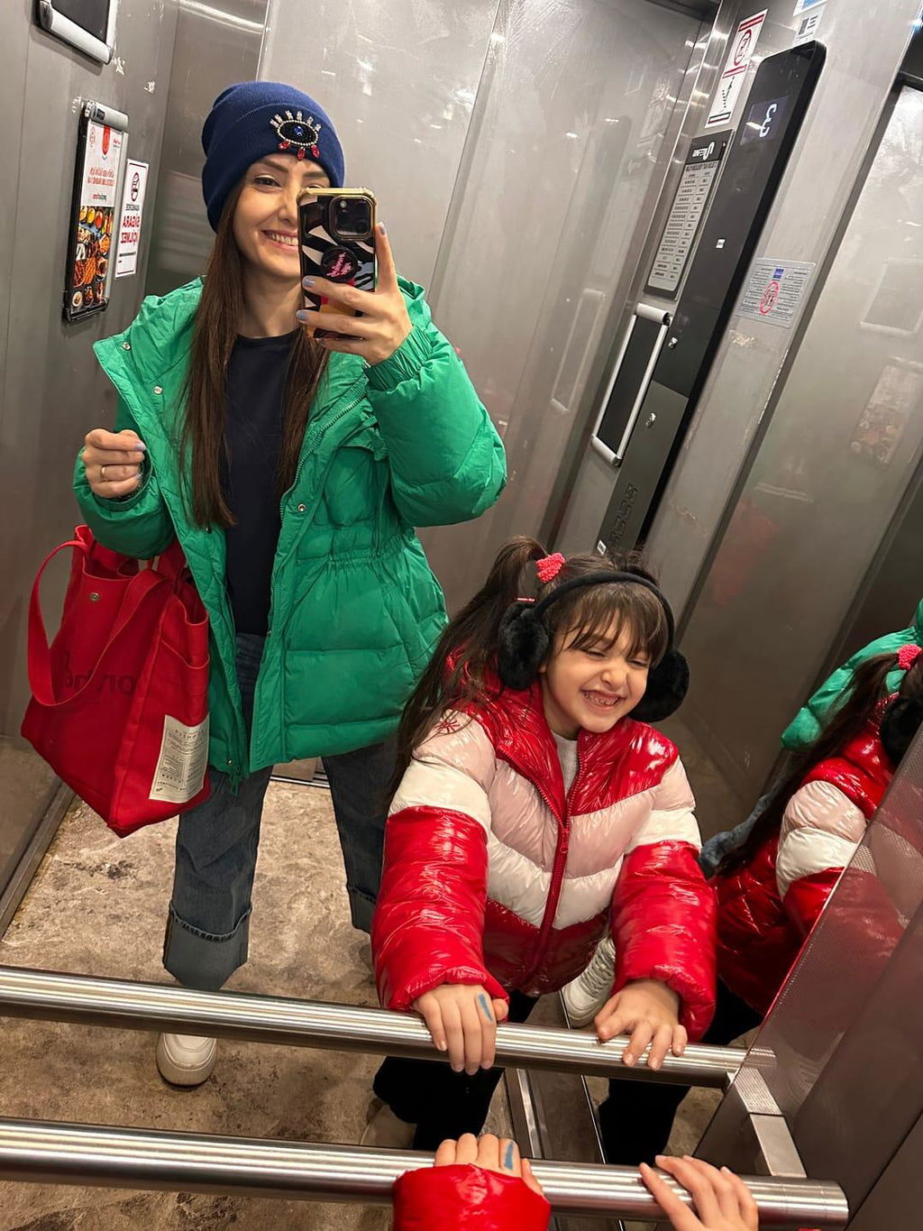 Cansu T.