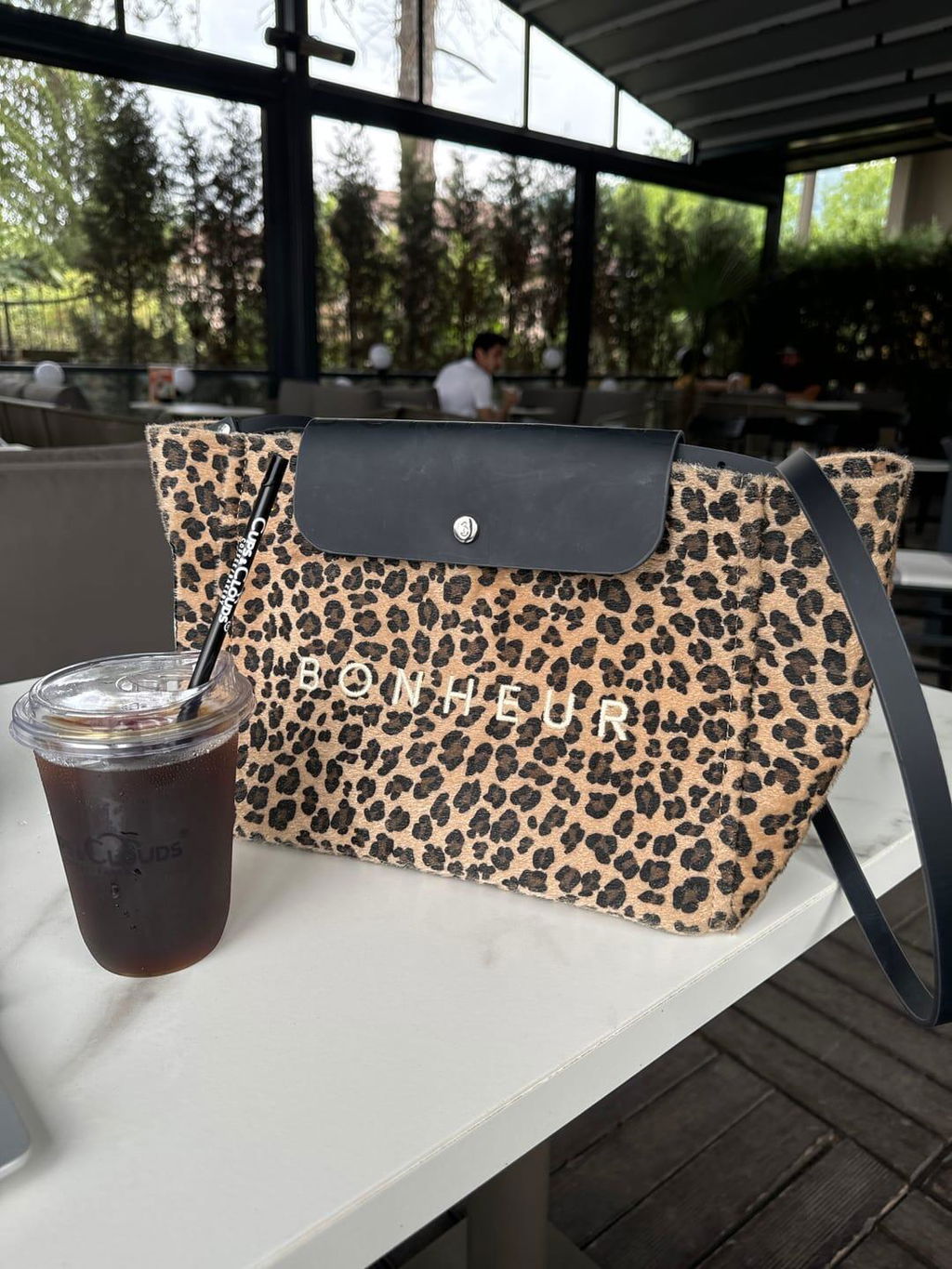 Esra İ.
