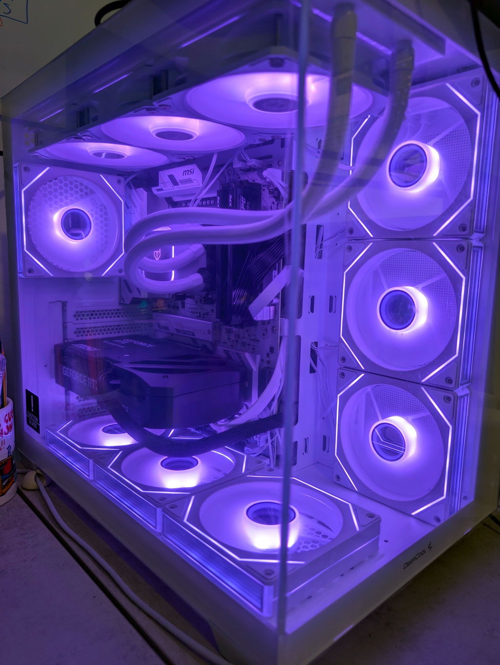 BREUNOR BALDER - PC Gaming Ryzen 7 7800X3D, RTX 5070 12GB, RAM 32GB DDr5 6000MHz, SSD 2000GB NVMe, Dissipatore a Liquido 360mm, Windows 11 PRO