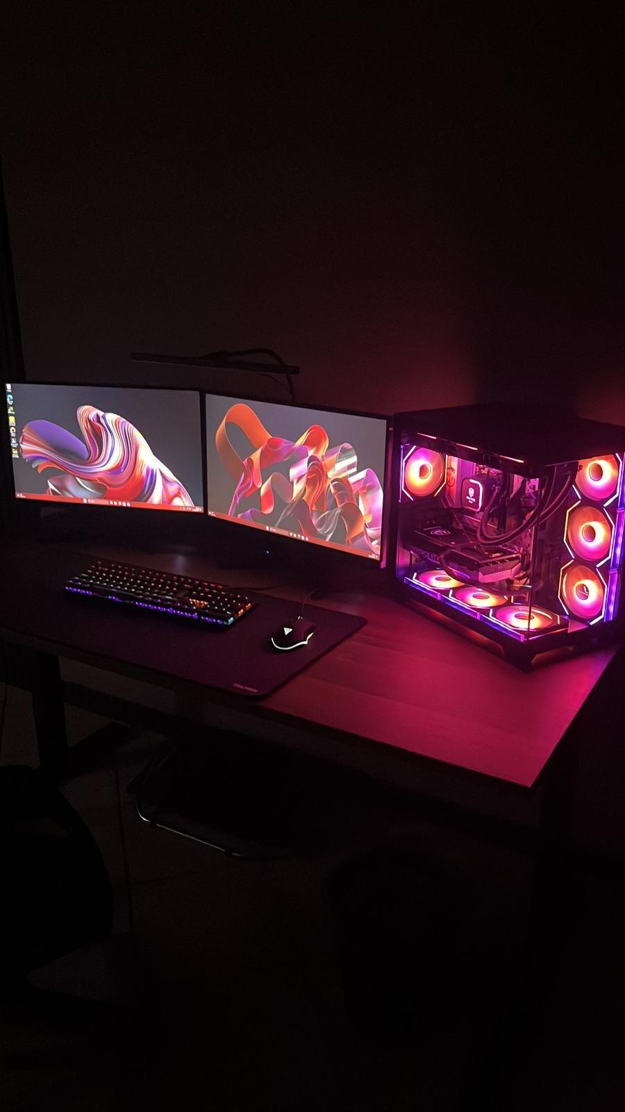 BREUNOR ODIN - PC Gaming Ryzen 7 7800X3D , RTX 5070 12GB, Ram 32GB DDR5 6000Mhz, SSD 1000GB NVMe, Dissipatore a Liquido 360mm, Windows 11 Pro