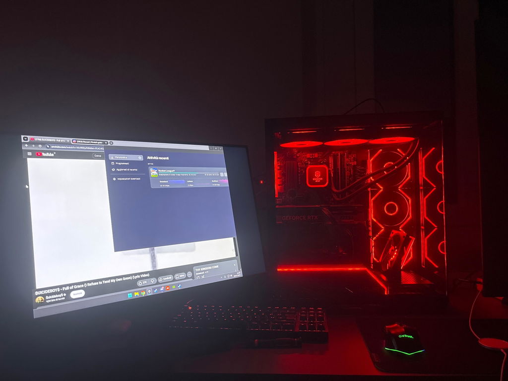 BREUNOR ARES - Pc Gaming Ryzen 7 5800X 8 Core, RTX 5070 12Gb, RAM 32Gb DDR4 3200Mhz, SSD NVMe 1000Gb, Dissipatore a Torre LCD , Windows 11 Pro