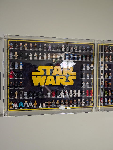 LEGO® Star Wars® Minifig Super Fan Display