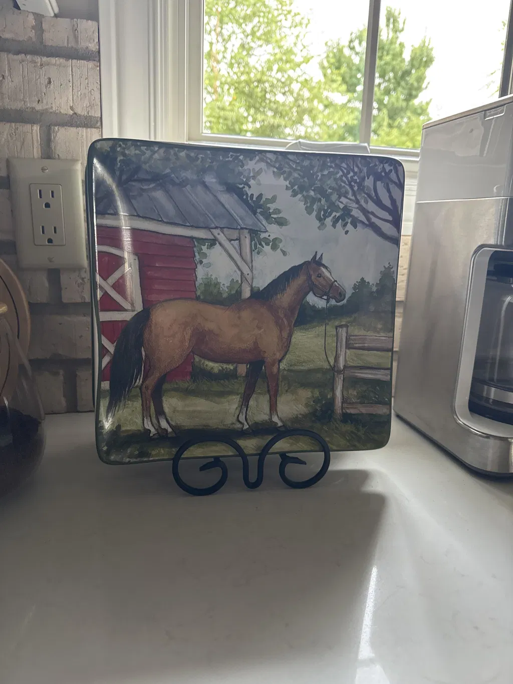 Bay Horse Dinner Plate
