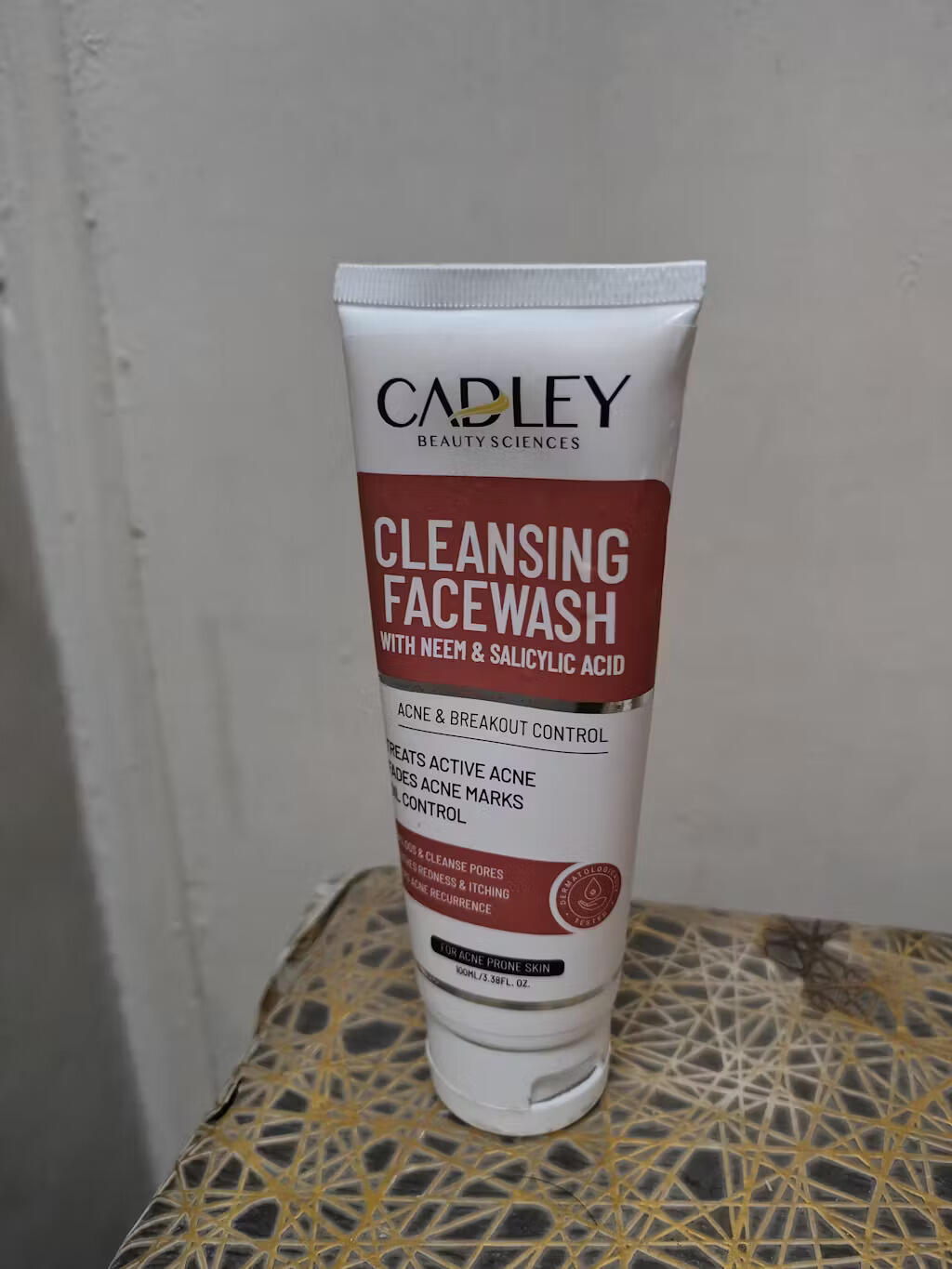Cleansing Face Wash with Neem & Salicylic Acid