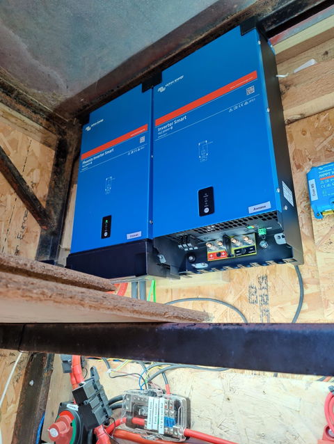 Victron 3000VA Inverter 12V - Smart Pure Sine Wave Phoenix Inverter
