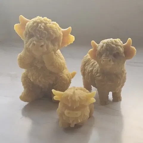 11.2CM Highland Cattle Cow Candle Mold