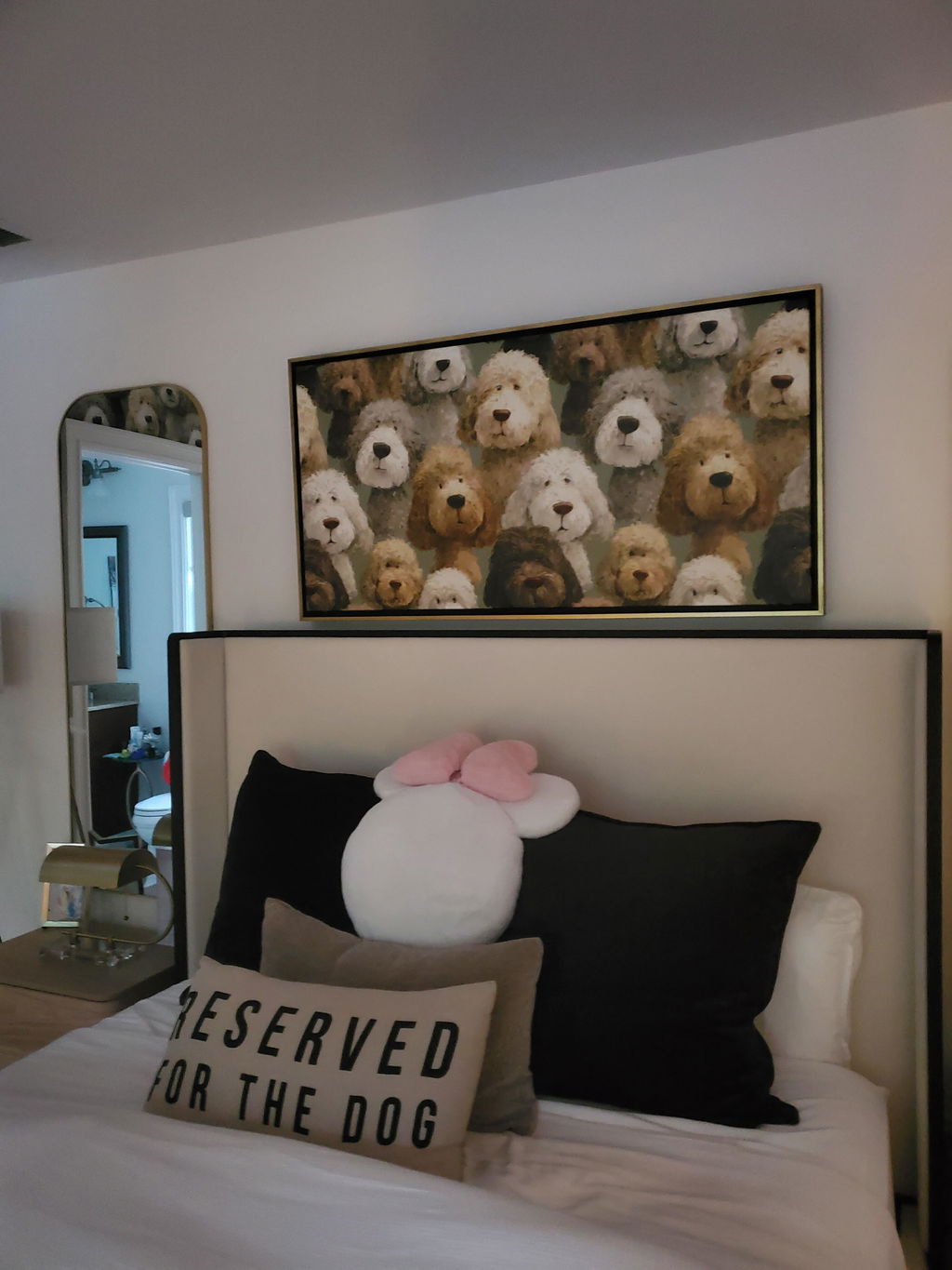 Customer photo — Canvas &amp; Ivy