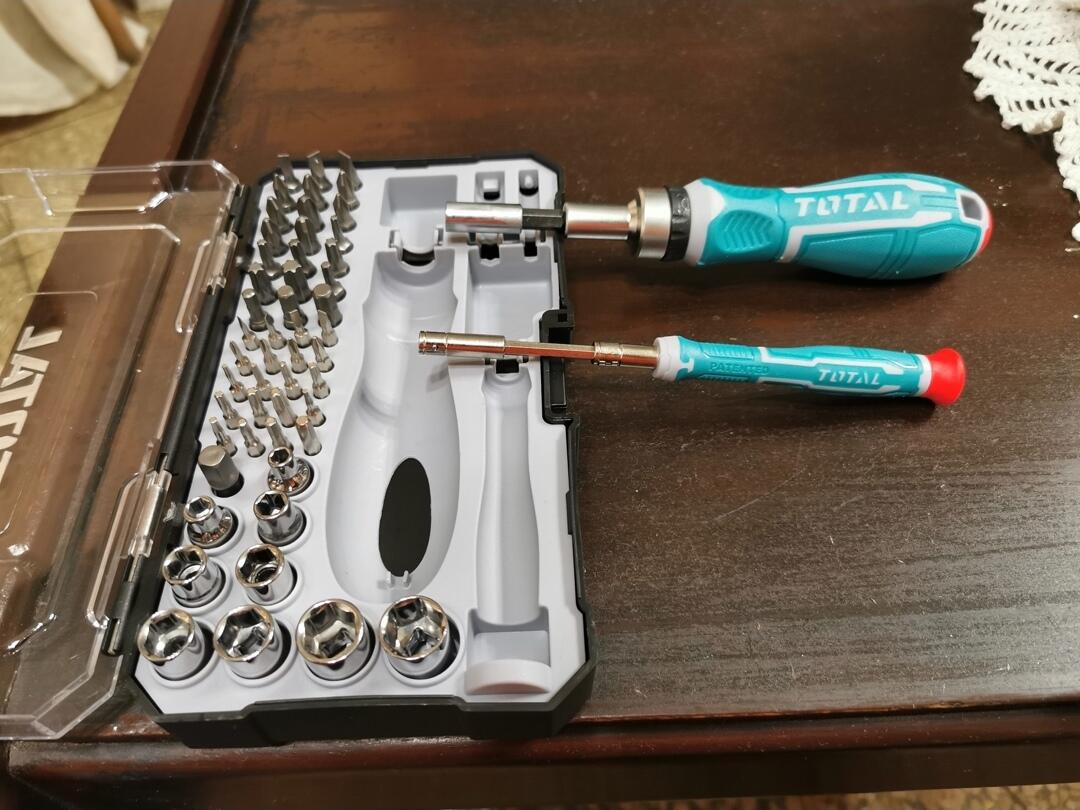 Juego De 55 Pzas De Brocas Con Destornillador Intercambiable. CR-V. Ac