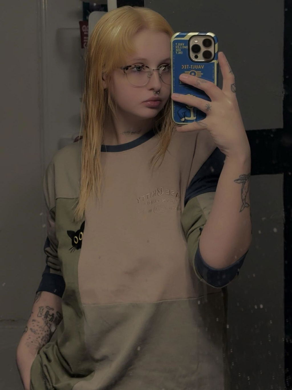 Case & Kitty Fan Club Longsleeve (Tan/Green) – Caseoh Merch Store