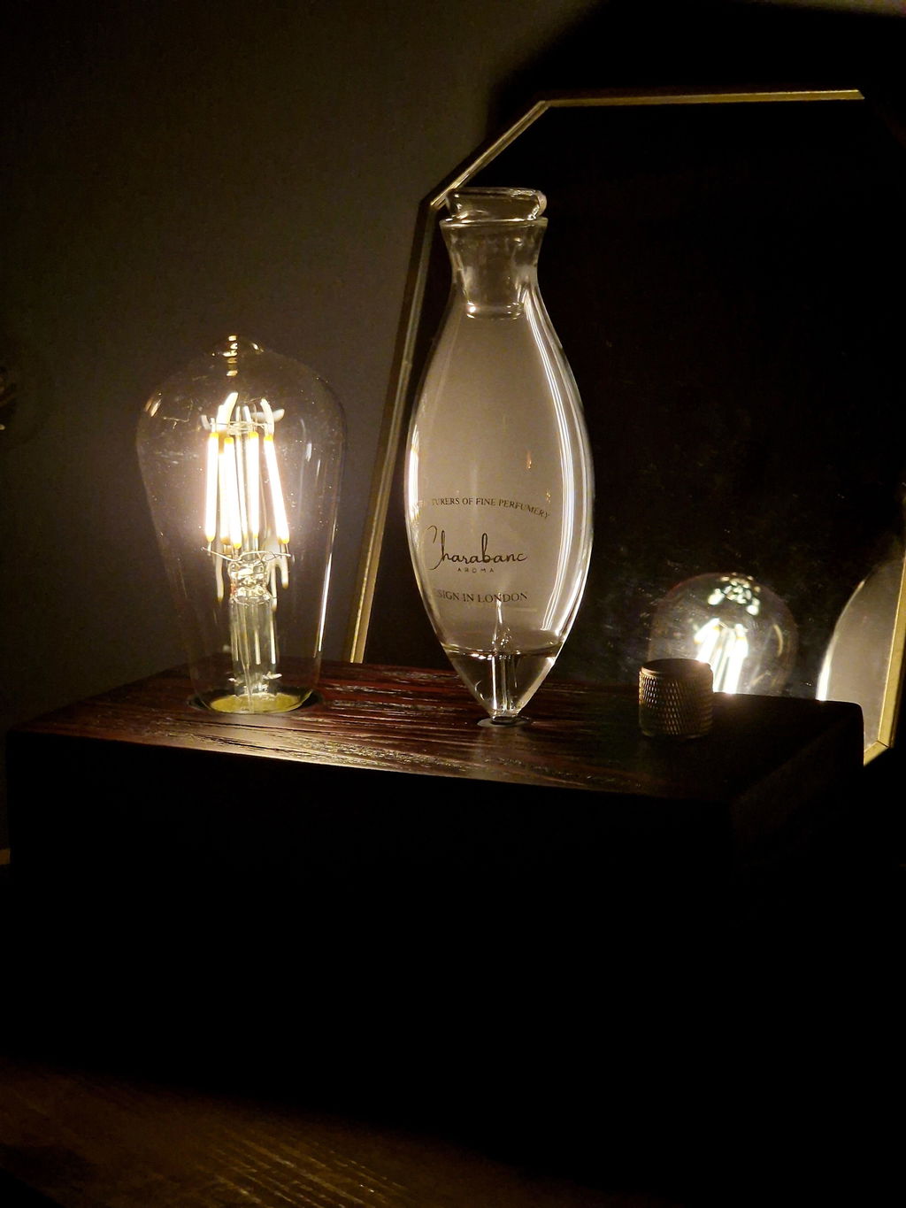 Charabanc Aroma Edison Glow Wood Diffuser