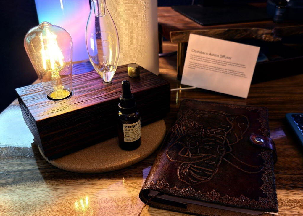 Charabanc Aroma Edison Glow Wood Diffuser