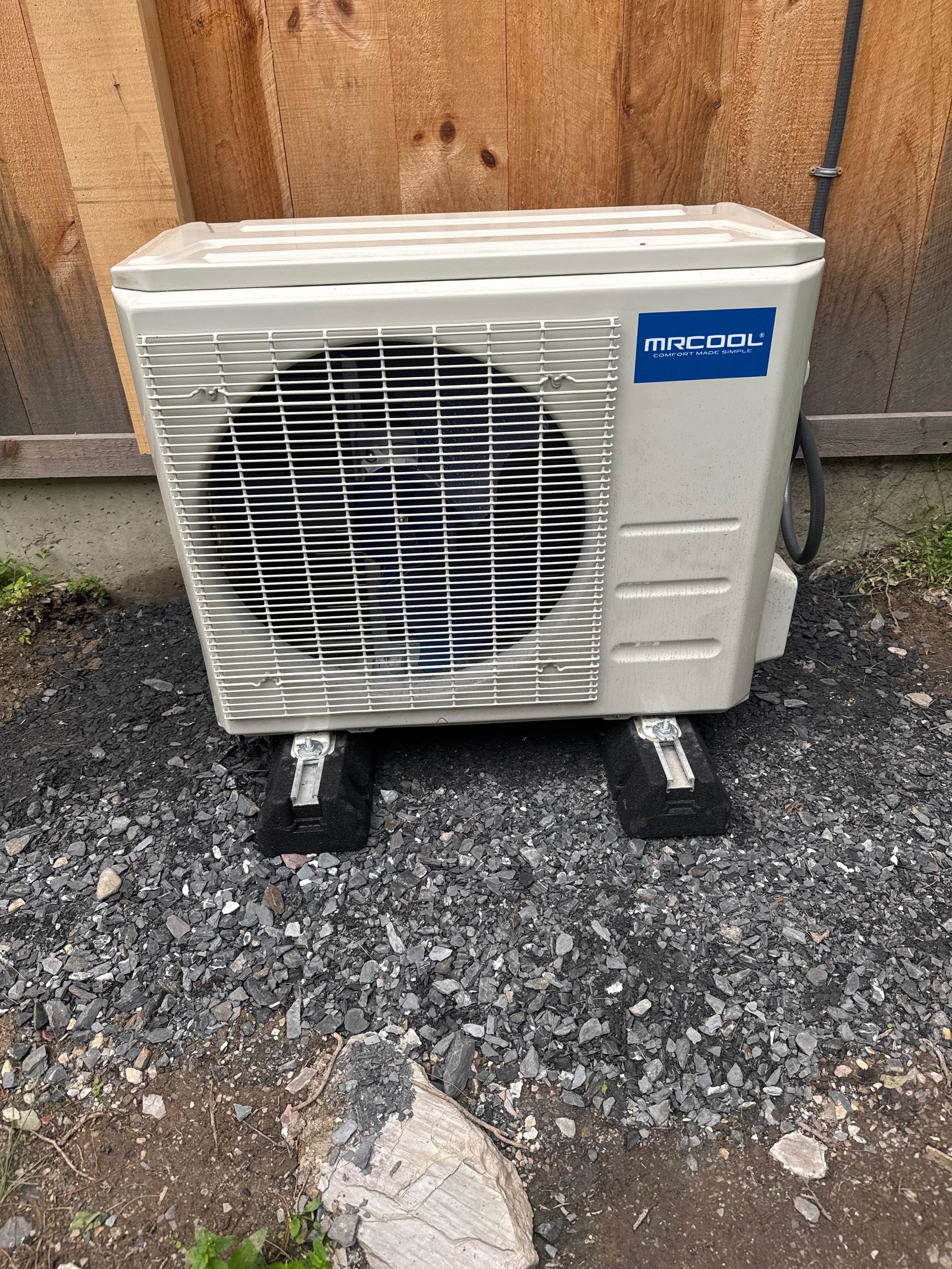 DAIKINまとめ売り48個 Daikin 48,000 BTU MXM Multi-Zone Mini Split Heat Pump Condenser - R32