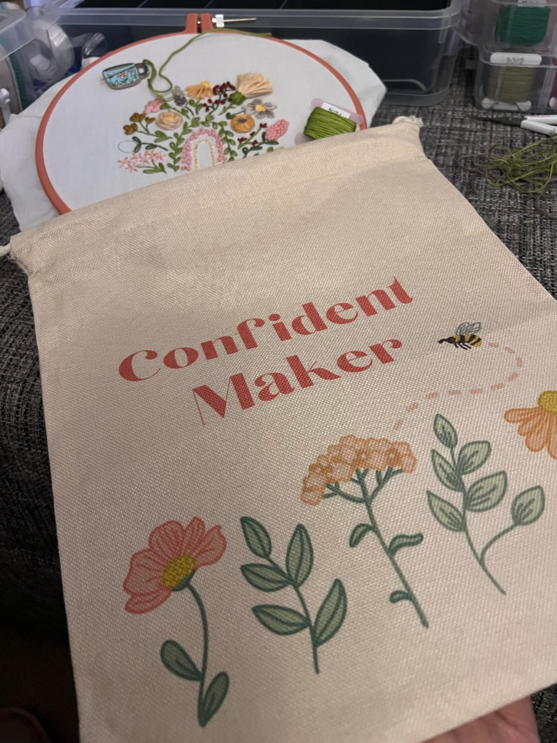 ピュアモリス♣︎Pure Poppy Embroidery♣︎ハンドメイドバッグ Confident Maker Project Bag | Project Bag Patterns | Clever Poppy