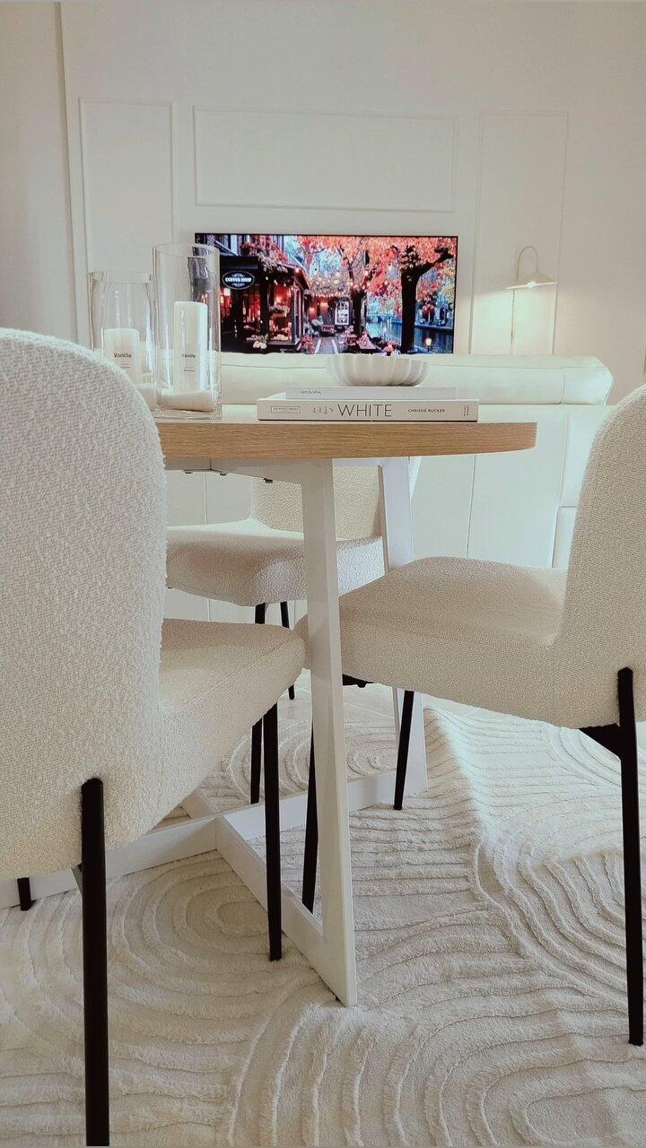 Celeste Esszimmerstuhle aus Bouclé