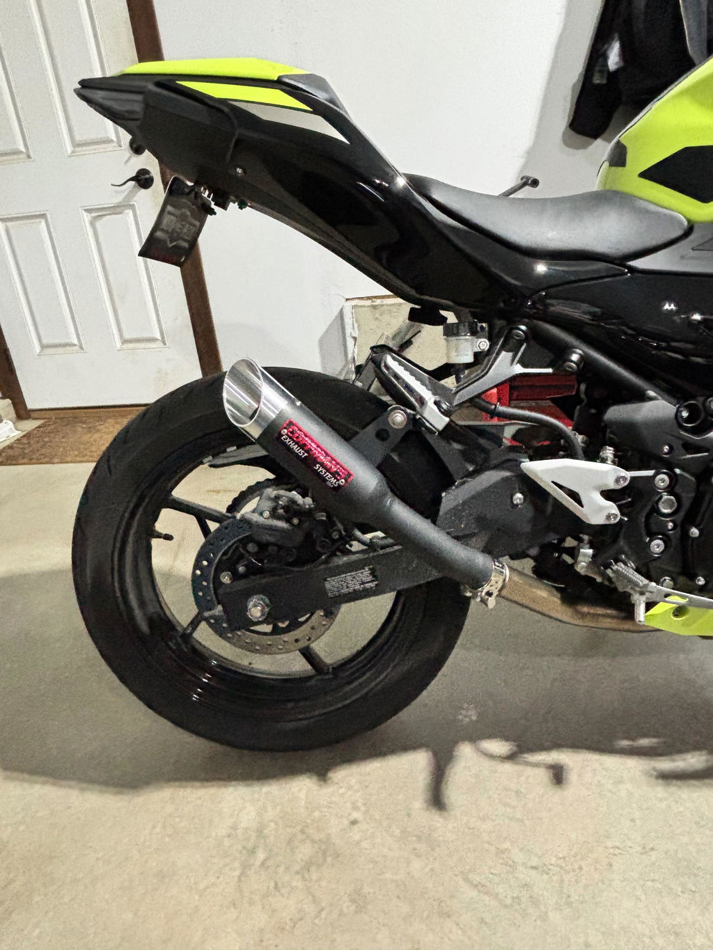 Kawasaki Ninja ZX-4RR ZX-4R Slip-On Exhaust 2023-2026 - Coffman's