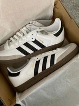 SAMBA OG "WHITE/BLACK" SNEAKERS
