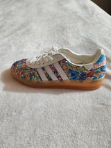 Gazelle Indoor “Liberty London – Floral Embroidery”