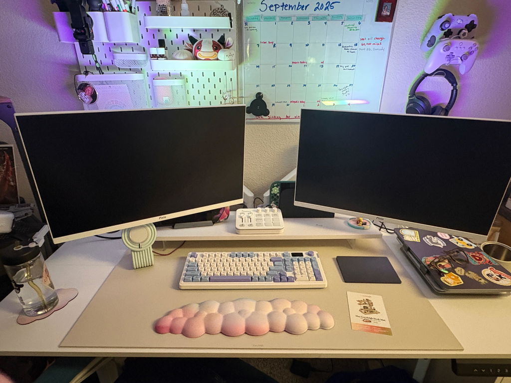 Cozyleigh Desk Mat